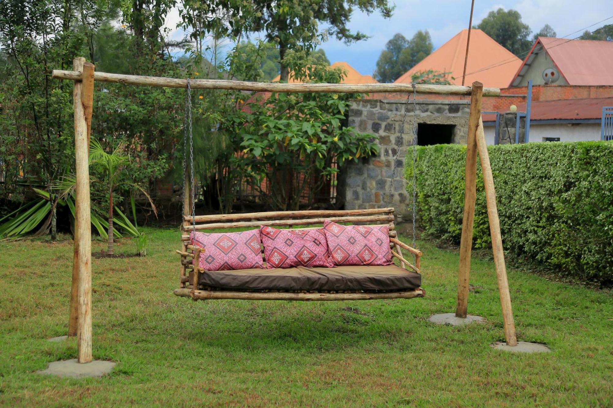 Karisimbi Cave Resort Ruhengeri Exterior photo